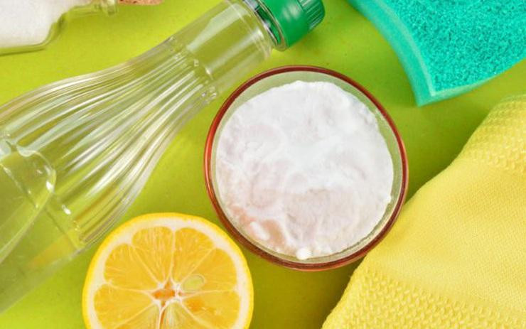 Sử dụng baking soda trong việc làm sạch tường nhà bếp rất hiệu quả. Sử dụng baking soda trong việc làm sạch tường nhà bếp rất hiệu quả.