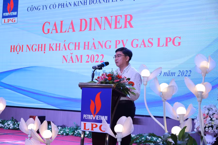 Ông Lê Trọng Khang – Giám đốc Công ty cổ phần Dầu khí Ngọc Trai Phú Quốc chia sẻ và cam kết đồng hành cùng PV GAS LPG tại hội nghị