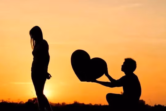 Khi bị phản bội, không ít phụ nữ đều lựa chọn tha thứ cho đối phương và tiếp tục cuộc sống hôn nhân. (Ảnh: ITN).