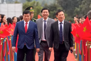 Phó Thủ tướng Hồ Đức Phớc dự khởi công trường phổ thông liên cấp tại Lâm Đồng.