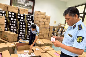 Phạt hơn 630 triệu đồng doanh nghiệp gia công sản phẩm giả mạo nhãn hiệu quốc tế