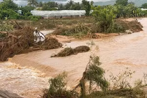 Vị trí tìm thấy thi thể bé gái bị nước cuốn trôi.