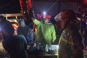 Sạt lở tại đèo Khánh Lê nối Đà Lạt - Nha Trang khiến 6 người tử vong.