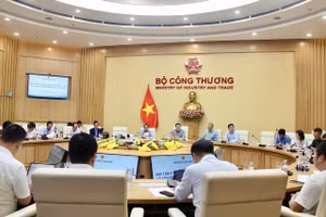 Bộ Công Thương tổ chức hội nghị lấy ý kiến các bộ, ngành, hiệp hội và doanh nghiệp về khả năng triển khai xăng sinh học E10 ngay trong tháng 4/2026 theo chỉ đạo của Thủ tướng Chính phủ.