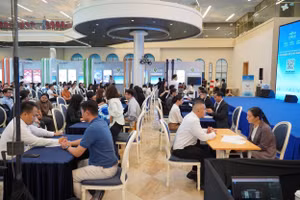 Các ứng viên được trực tiếp tham gia phỏng vấn cùng Ban lãnh đạo các Đơn vị chuyên môn và Công ty thành viên.