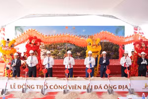 Lãnh đạo UBND tỉnh Lâm Đồng làm lễ động thổ dự án Công viên Bãi đá Ông Địa.