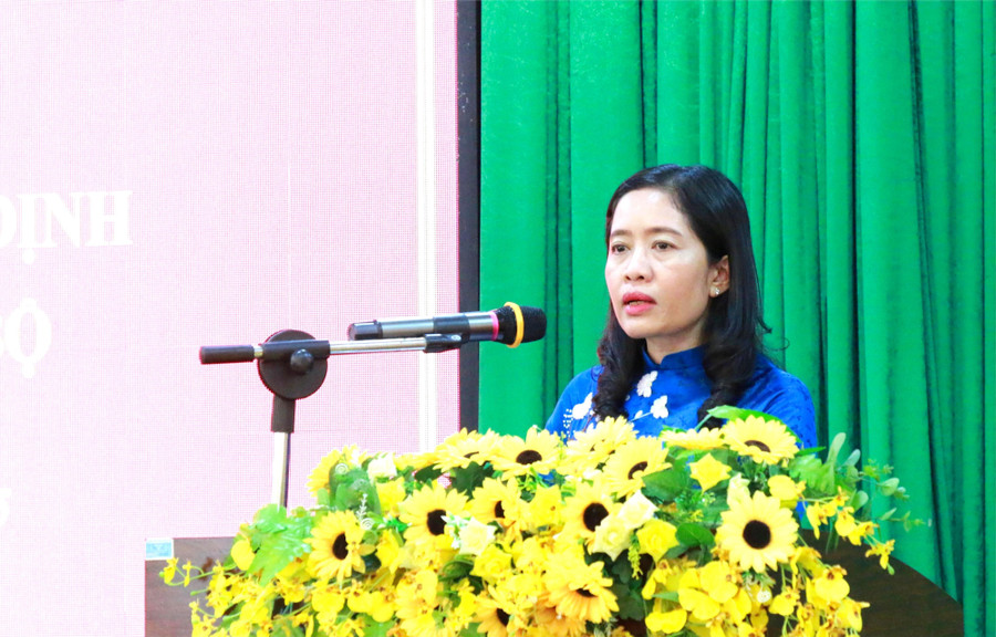 TS Lê Thị Thanh Xuân - Giám đốc Sở GD&ĐT Đắk Lắk phát biểu tại Hội nghị. (Ảnh: Thành Tâm) 5.jpg