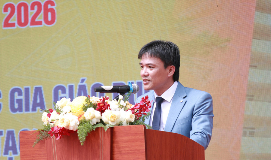 ThS Nguyễn Thái Bình – Hiệu trưởng Trường Cao đẳng Bách khoa Tây Nguyên phát biểu khai giảng năm học 2025-2026. 1-ht.jpg