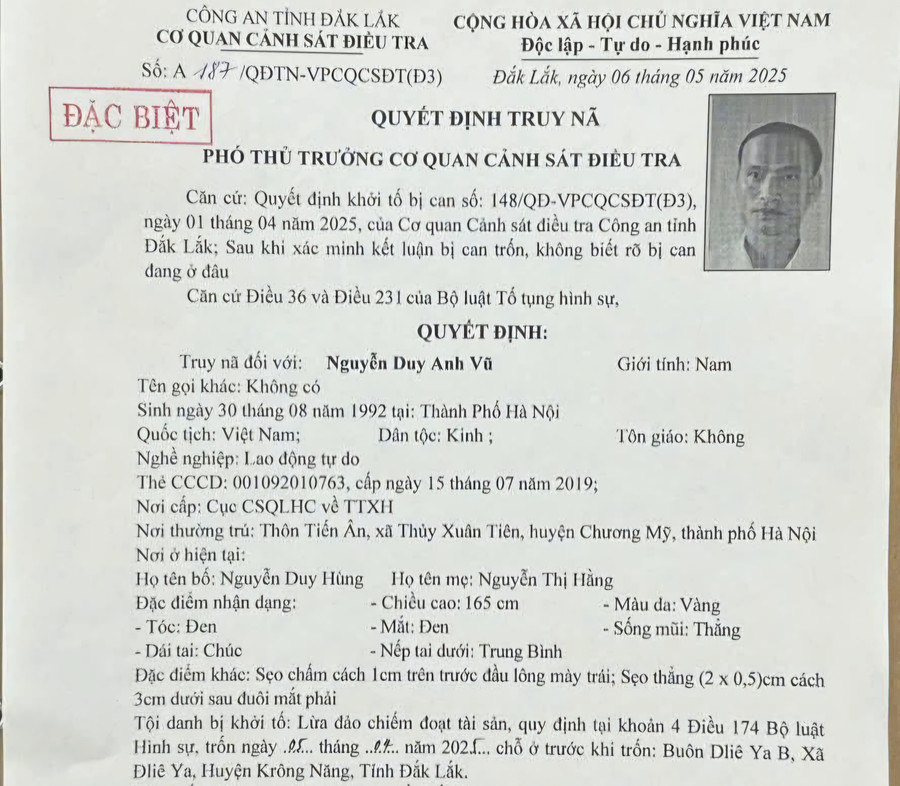 Quyết định truy nã đối với Nguyễn Duy Anh Vũ.