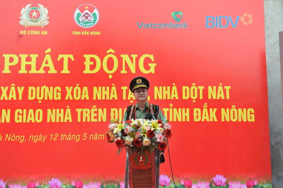 Trung tướng Phạm Thế Tùng - Thứ trưởng Bộ Công an phát biểu tại buổi lễ. (Ảnh: TT) thu-truong.jpg