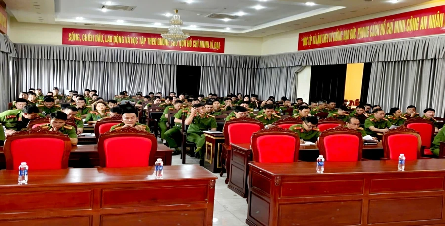 Hơn 120 cán bộ công an được huy động bảo đảm an ninh, an toàn tại 2 kỳ thi năm 2025. (Ảnh: PA)