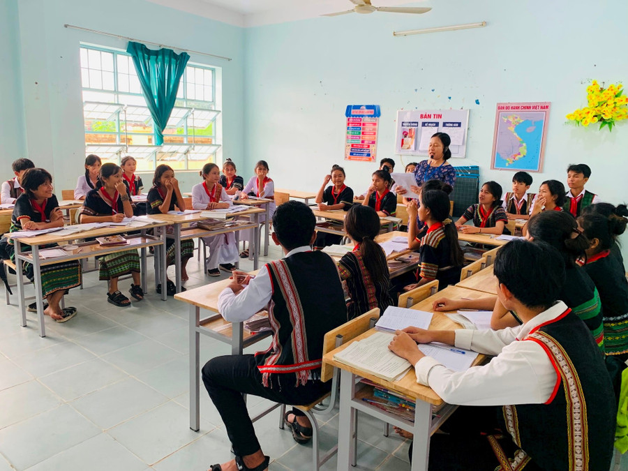 Học sinh phổ thông dân tộc nội trú tại Lâm Đồng được học tập trong điều kiện đầy đủ trang thiết bị hiện đại, đồng bộ. (Ảnh: QT) a2-lam-dong-muc-tieu-quoc-gia.jpg