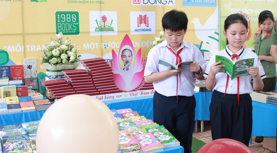 Học sinh TP Buôn Ma Thuột (Đắk Lắk) với Ngày hội Sách và Văn hóa đọc năm 2025. (Ảnh: THÀNH TÂM)