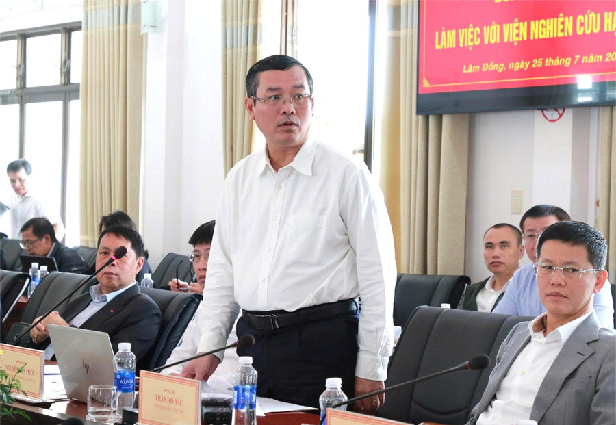 Thứ trưởng Bộ GD&ĐT Nguyễn Văn Phúc phát biểu tại buổi làm việc. (Ảnh: Thành Tâm) h3.jpg