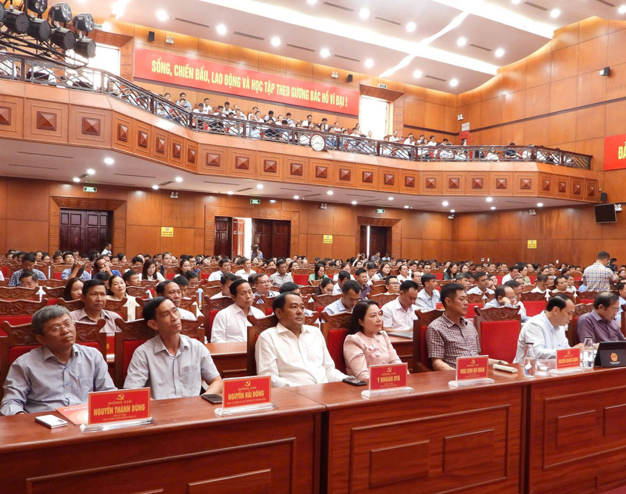 Đại biểu dự Hội nghị sáng 20/6. (Ảnh: BT) a1-db.jpg