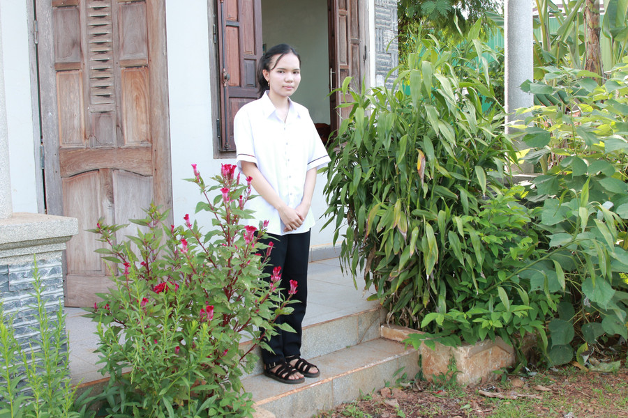 Vượt qua khó khăn, Nguyễn Thị Thanh Huyền từng bước chinh phục tri thức và nuôi ước mơ trở thành cô giáo. (Ảnh: TT) img-7825.jpg