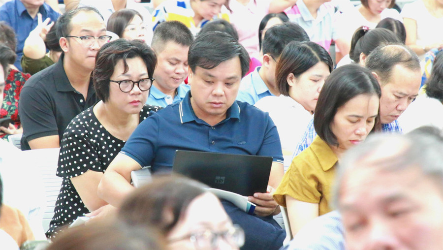 Đại biểu các đơn vị trực thuộc Bộ GD&ĐT dự Hội nghị. (Ảnh: Thành Tâm) 1-db.jpg