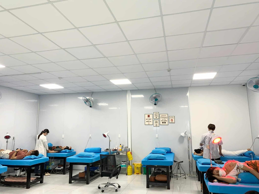 Hoạt động khám chữa bệnh tại Phòng khám đa khoa Tâm Phúc Ea H’Leo (Đắk Lắk). 552642955-781129524637312-9153583037095800122-n.jpg