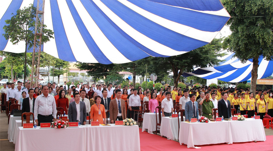 Đại biểu dự lễ khai giảng năm học 2025-2026 tại Trường Cao đẳng Bách khoa Tây Nguyên. 1-db.jpg