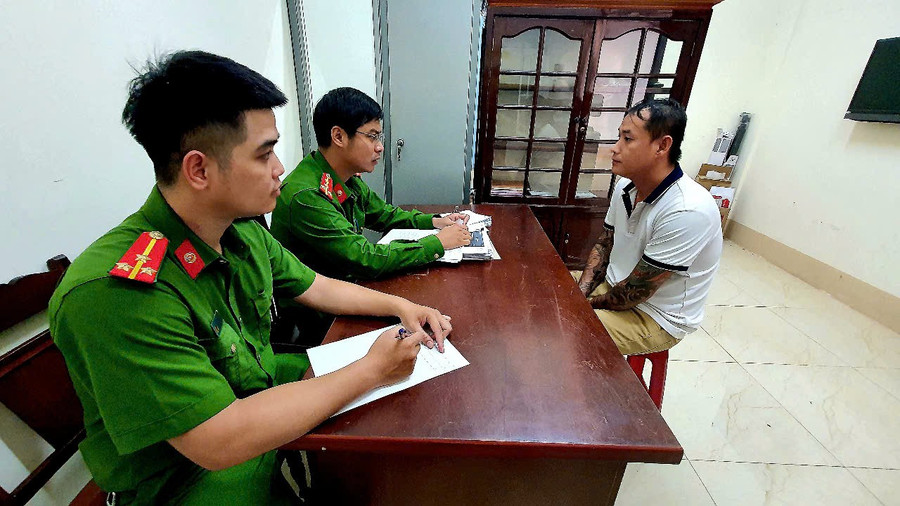 Đỗ Văn Thành tại cơ quan Công an. (Ảnh: SĐ)