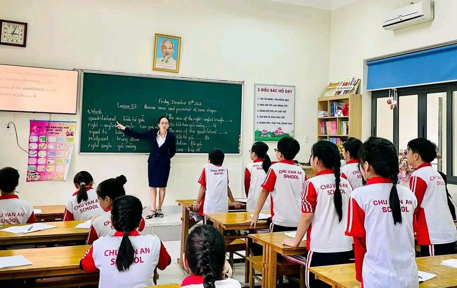 Chương trình dạy học Toán bằng Tiếng Anh tại Trường Tiểu học Chu Văn An đã thực hiện 2 tiết dạy mỗi tháng.