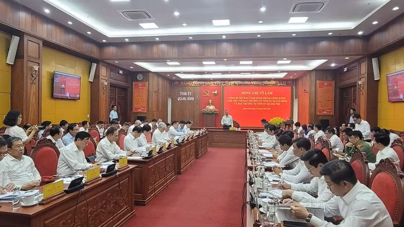 Tổng Bí thư Tô Lâm làm việc với tỉnh Quảng Bình và Quảng Trị. (Ảnh Tá Thành)