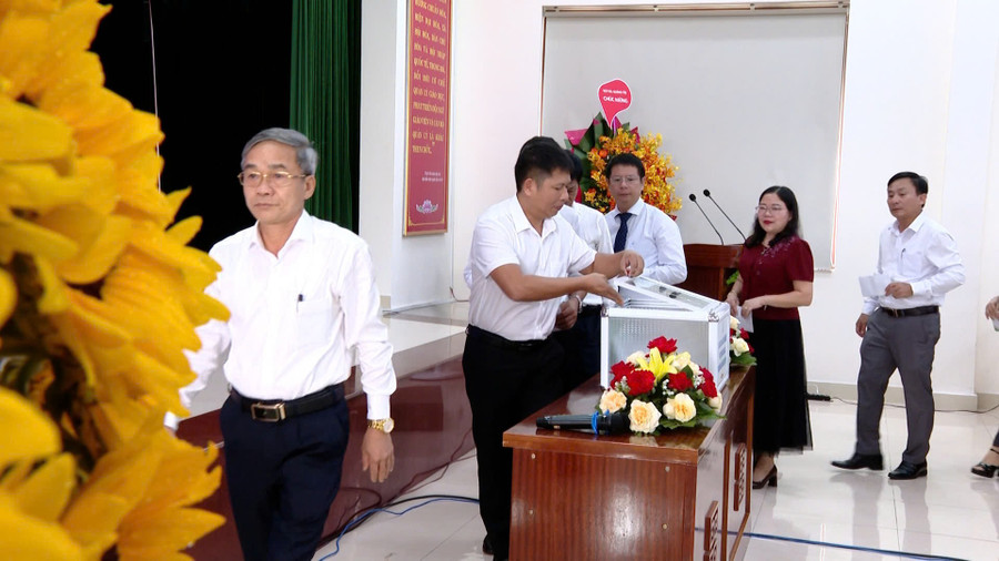 Sở GD&ĐT Quảng Trị kêu gọi toàn thể cán bộ quản lý, giáo viên, nhân viên và học sinh tích cực hưởng ứng chương trình. 3.jpg