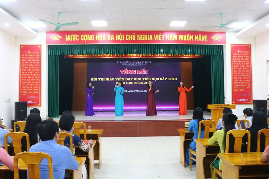 Lễ tổng kết, trao giải Hội thi giáo viên dạy giỏi tiểu học cấp tỉnh năm học 2024-2025.