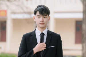 Nguyễn Đức Lương, học sinh lớp 12T1, Trường THPT Đô Lương 3 (Nghệ An) đạt thủ khoa Kỳ thi đánh giá tư duy của Đại học Bách khoa Hà Nội năm 2025. Ảnh: NVCC
