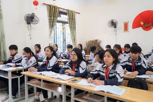 Chương trình Giáo dục phổ thông 2018 được thiết kế để phát huy phẩm chất, năng lực toàn diện học sinh. Ảnh: Hồ Lài