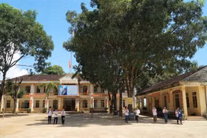 Trường Phổ thông DTBT Tiểu học và THCS Nậm Càn (Na Ngoi, Nghệ An). Ảnh: Hồ Lài