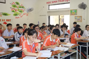 Giờ học của học sinh Trường THCS Hà Huy Tập (TP Vinh, Nghệ An). Ảnh: Hồ Lài