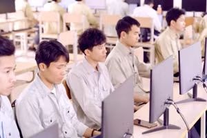 Giờ học của sinh viên Trường Đại học Sư phạm Kỹ thuật Vinh (Nghệ An). Ảnh: Hồ Lài