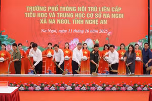 Tổng Bí thư Tô Lâm đã dự lễ khởi công xây dựng Trường Phổ thông nội trú liên cấp Tiểu học và THCS Na Ngoi, xã Na Ngoi, Nghệ An. Ảnh: Hồ Lài