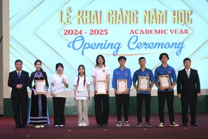 Khoa Quốc tế (Đại học Thái Nguyên) khai giảng năm học mới.