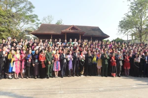 Các đại biểu tham dự Lễ khởi công.