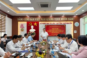 Quang cảnh buổi làm việc.