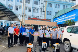 Đại học Thái Nguyên động viên lực lượng sinh viên tình nguyện tham gia hỗ trợ khắc phục hậu quả bão số 3.