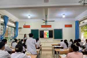 Cô Nguyễn Kim Thu, giáo viên Trường THPT Bảo Lâm (Cao Bằng) chia sẻ về tác hại của thuốc lá đối với sức khoẻ.