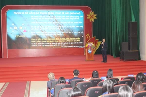 Chương trình đào tạo Autosobriety là sáng kiến hợp tác chiến lược giữa Viện Đào tạo và Nghiên cứu Liên Hợp Quốc (UNITAR) và Tập đoàn Pernod Ricard, được triển khai trên phạm vi toàn cầu.