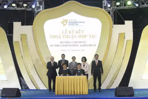 Lãnh đạo Đại học Thái Nguyên ký kết thoả thuận hợp tác với Aegis.