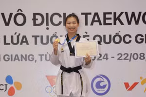Hoàng Thị Huyền là một tài năng Taekwondo nổi bật.