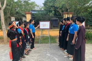 Học sinh Trường PT DTNT THCS Chợ Mới, tỉnh Bắc Kạn.