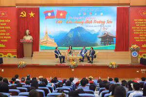 Tọa đàm ôn lại truyền thống vẻ vang, hào hùng, chí tình, chí nghĩa của mối quan hệ Việt Nam - Lào.