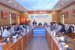 Toàn cảnh Hội nghị.