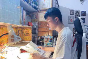 Trường An dành nhiều thời gian để tự ôn luyện.