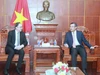 Thứ trưởng Nguyễn Văn Phúc trao đổi cùng Đại sứ Suren Baghdasaryan.