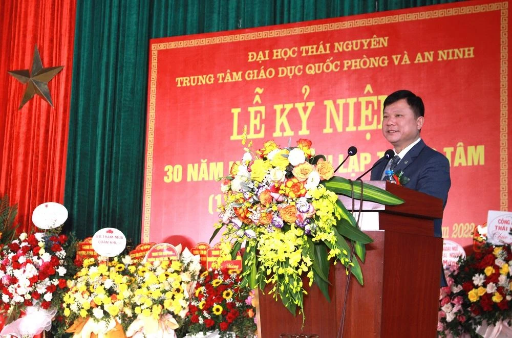 PGS.TS Hoàng Văn Hùng, Giám đốc Đại học Thái Nguyên, Giám đốc Trung tâm GDQP&amp; AN.