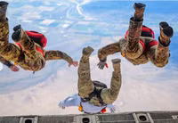 Mỹ công bố hình ảnh hiếm của C-27J Spartan làm nhiệm vụ