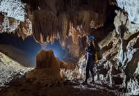 Hình ảnh hang động kì ảo giữa rừng Việt Nam trên báo nước ngoài